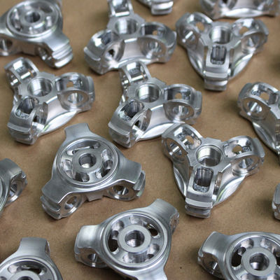 0.01mm تحمل قطعات آلومینیومی CNC ماشینکاری تراشکاری CNC دارای گواهی ISO9001