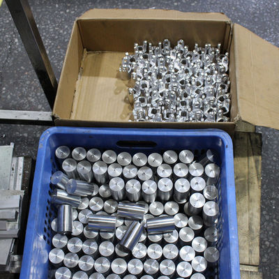 سفارشی سازی CNC ماشینکاری فرز قطعات تراشکاری آلومینیوم 6061-T6 گزینه های مواد گسترده