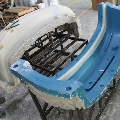 OEM ODM Reaction Injection Moulding RIM قطعات بزرگ برای سپر جلوی خودرو